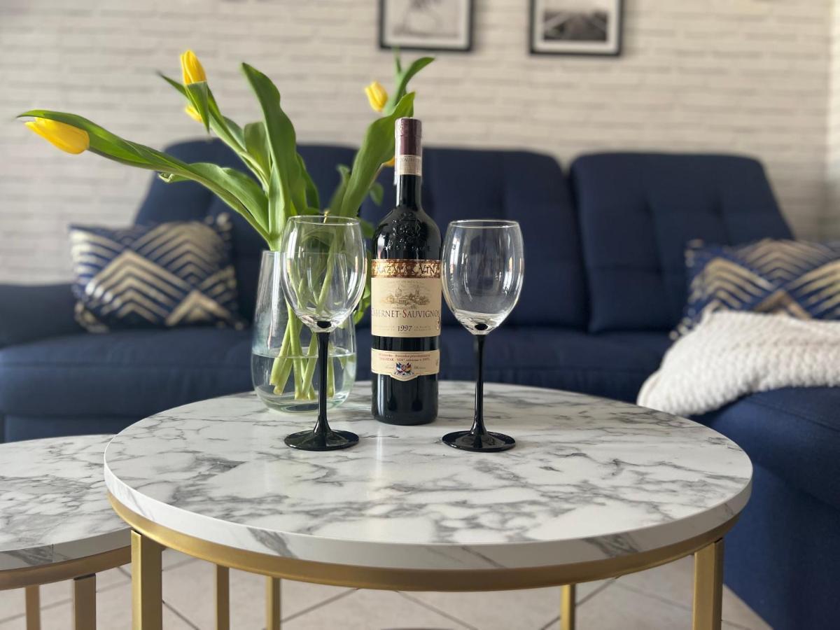 Apartament Opal - Ul. Grunwaldzka Przy Plazy Поберово Екстериор снимка