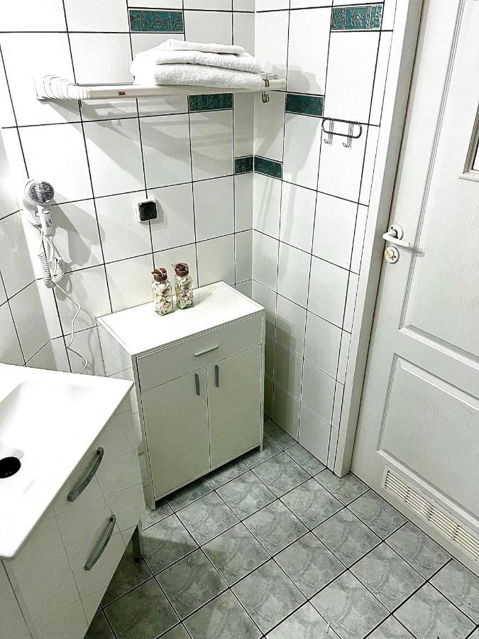 Apartament Opal - Ul. Grunwaldzka Przy Plazy Поберово Екстериор снимка