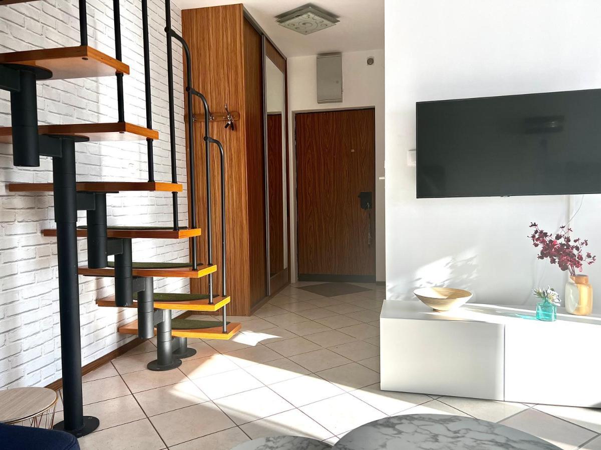 Apartament Opal - Ul. Grunwaldzka Przy Plazy Поберово Екстериор снимка